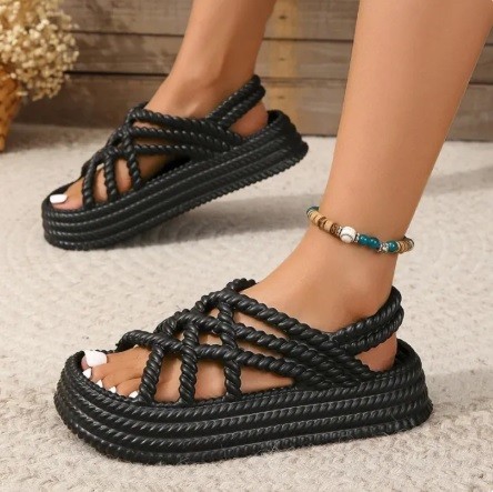 Fashion sandals
