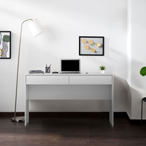 โต๊ะทำงาน